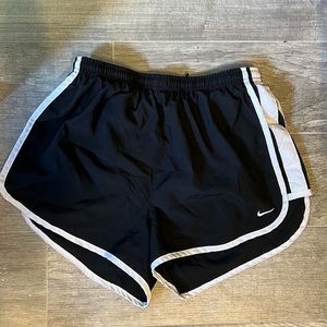 Nike tempo dri fit shorts